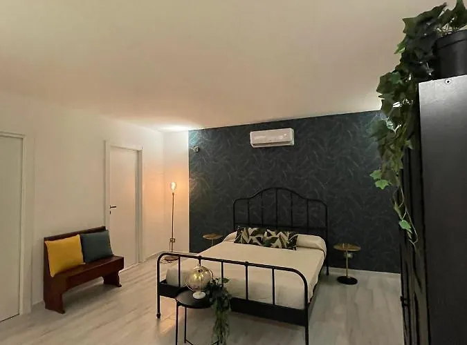 Arco Di Levante Alle Colonne